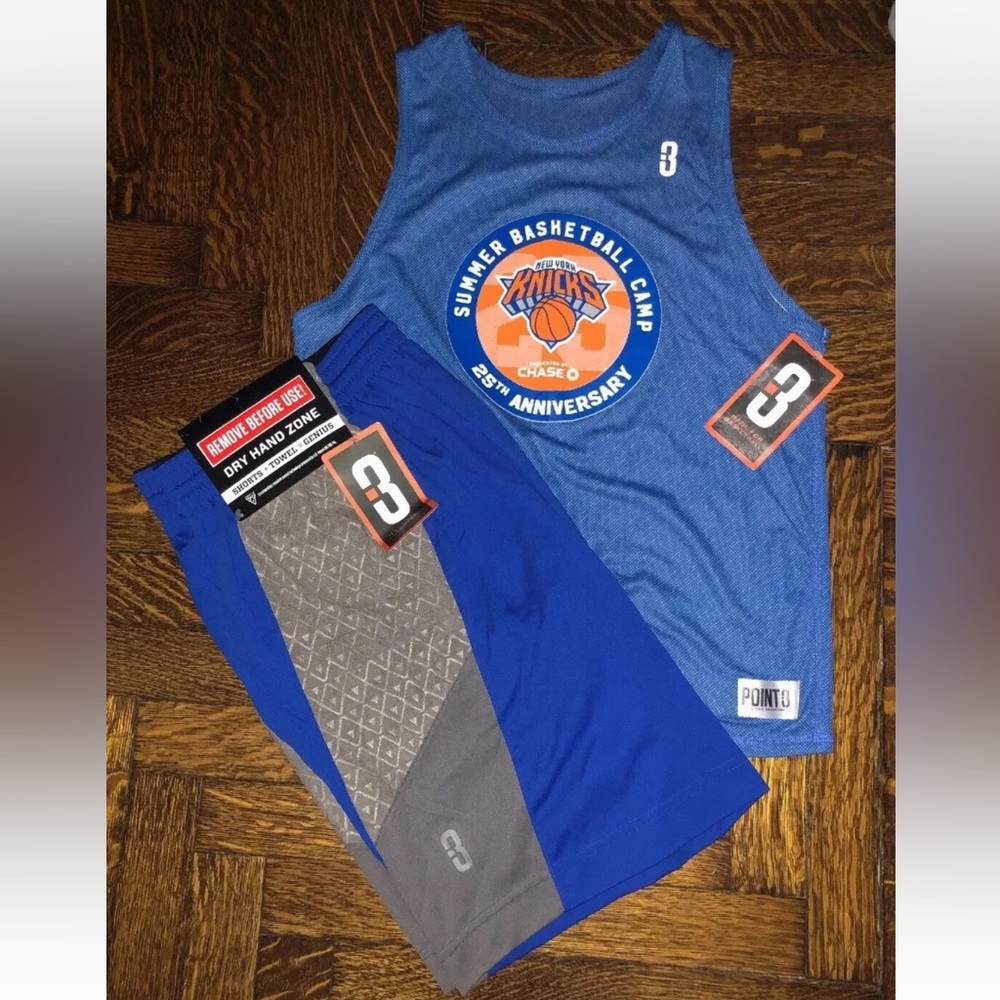 NEW. POINT 3 MENS NY KNICKS BASKETBALL SHORTS AND JERSEY UNIFORM SET SIZE SMALL